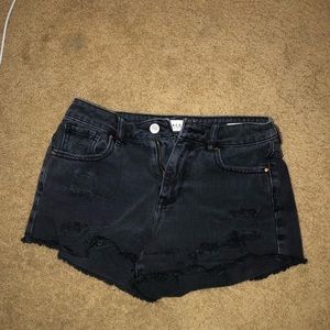 pacsun black distressed shorts